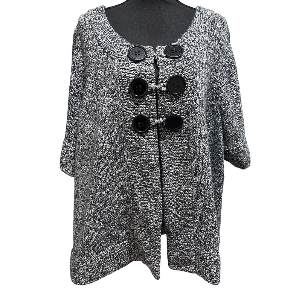 Needleworks By‎ Avenue Design Cardigan Sweater Sz 26/28 Gray & Black Big Buttons